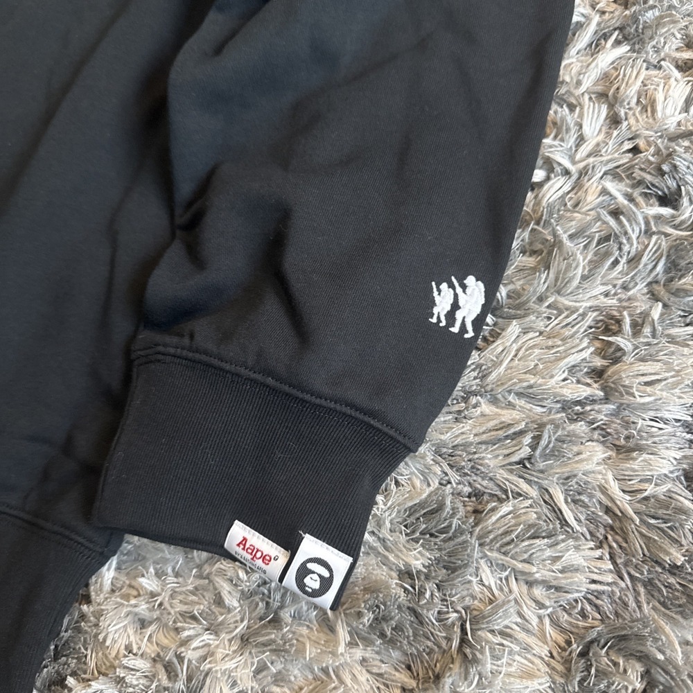 RARE BNWT Bape AAPE X Spalding 10TH Anniversary Moon Face Black Crewneck XL HTF - Picture 3 of 16